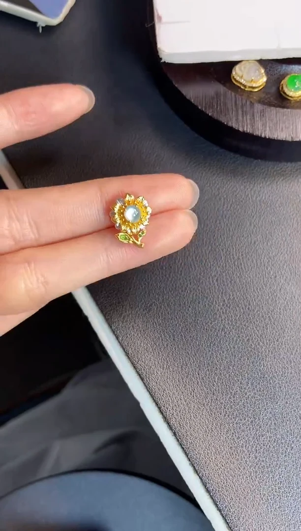 吊坠(不含链)18K金镶嵌翡翠天然A货翡翠