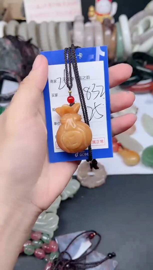 未镶嵌手镯石英质玉832