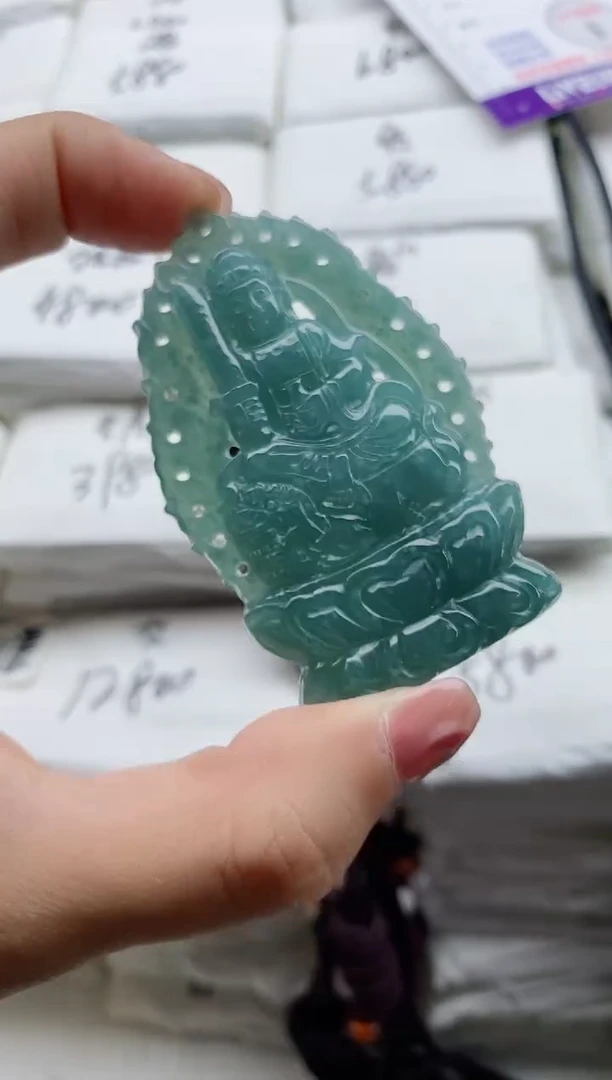 颈饰未镶嵌翡翠8