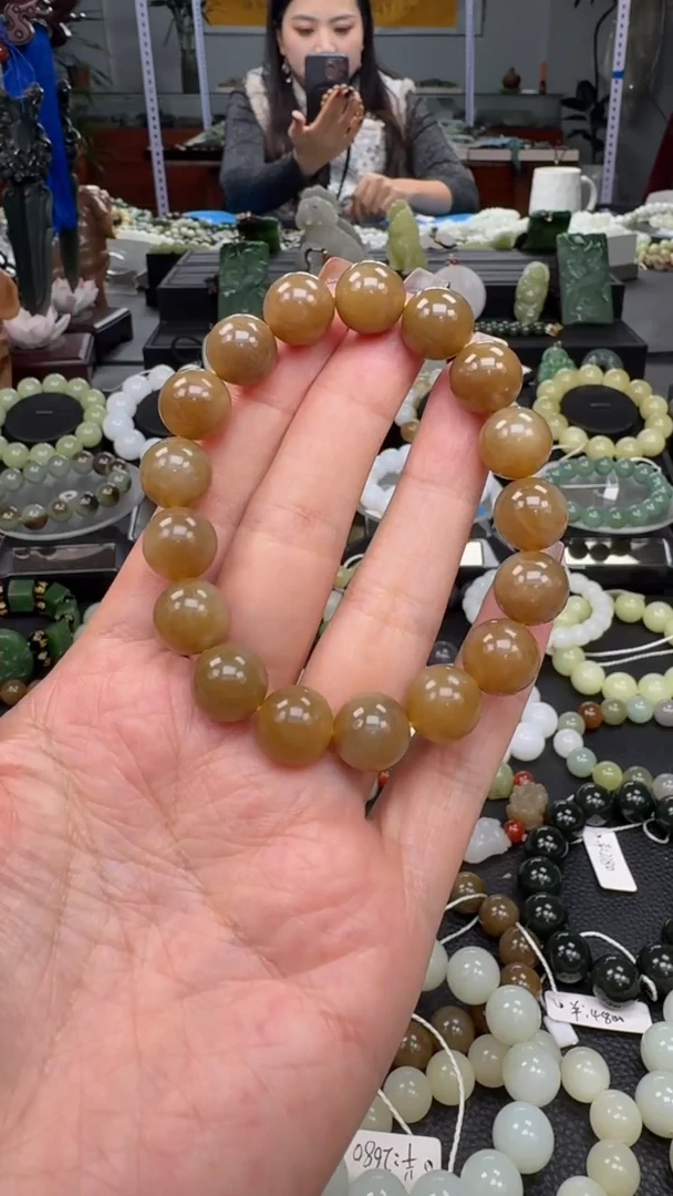 未镶嵌手链和田玉新疆且末金山红糖卡12