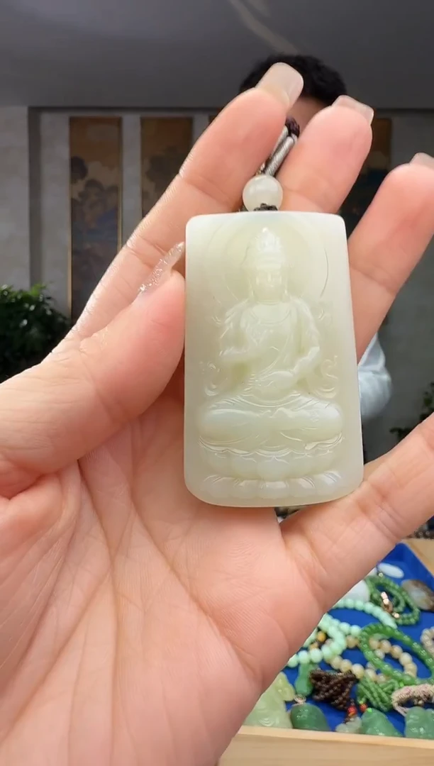 颈饰未镶嵌和田玉拍一发一