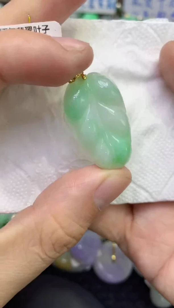 颈饰未镶嵌翡翠天然缅甸A货翡翠