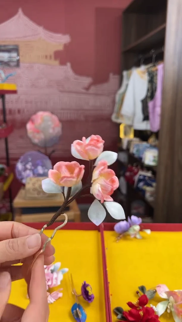 【闪购商品】刺绣非遗绒花（发饰）