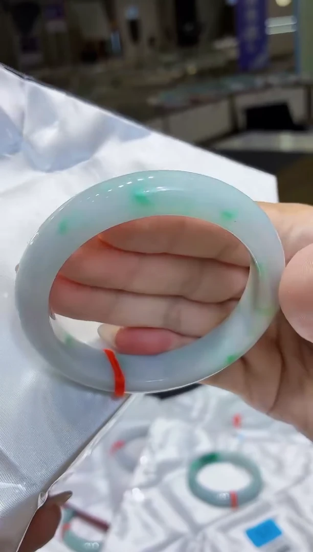 未镶嵌手镯翡翠翡翠手镯56