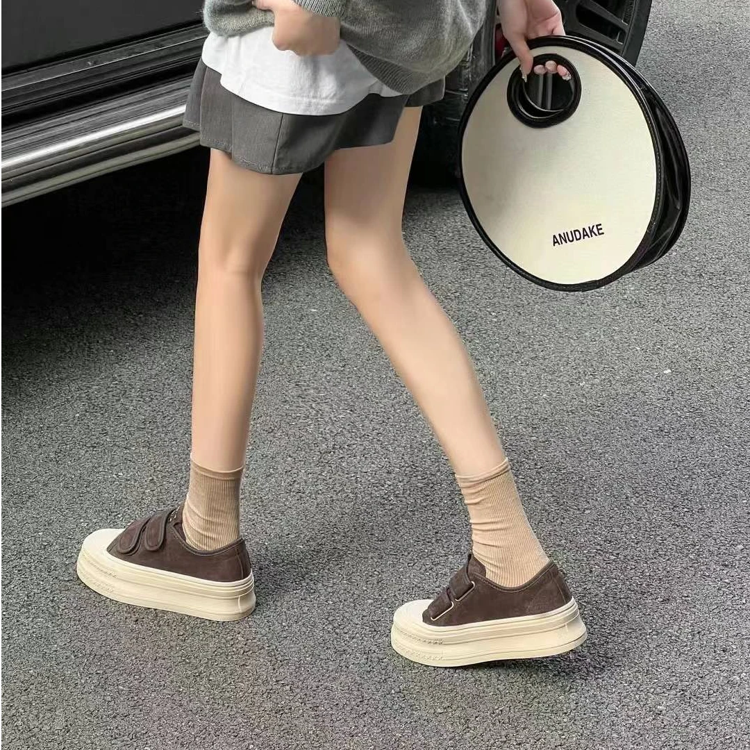 真皮厚底魔术贴板鞋女2024冬季新款百搭厚底休闲鞋 HYRX 888-1