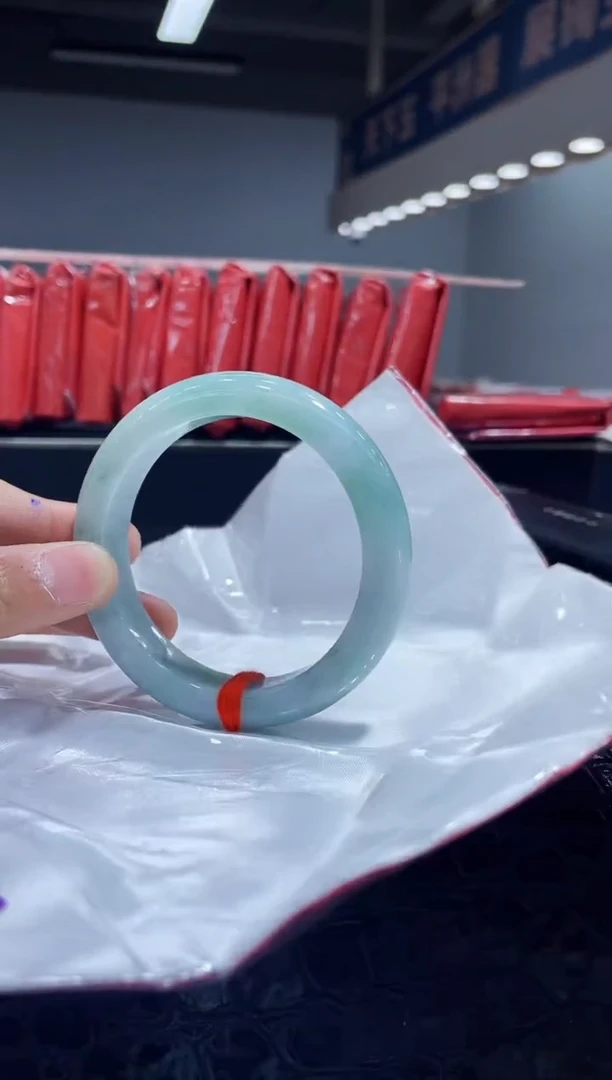 未镶嵌手镯翡翠3