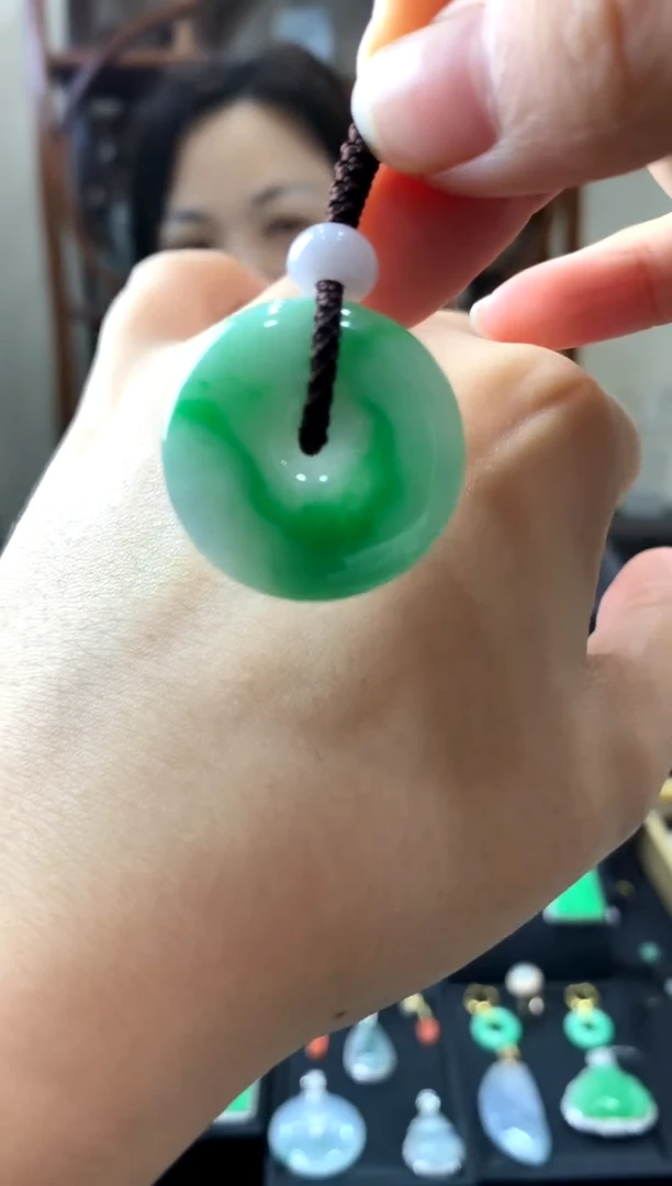 翡翠未镶嵌吊坠(不含链)挂件