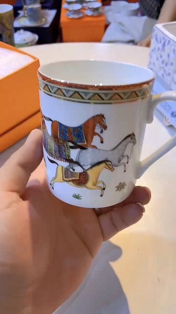 杯鸿辉家品牌瓷器，京东包邮！