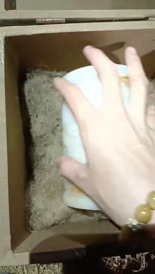 香榧木（1个白色笔筒）