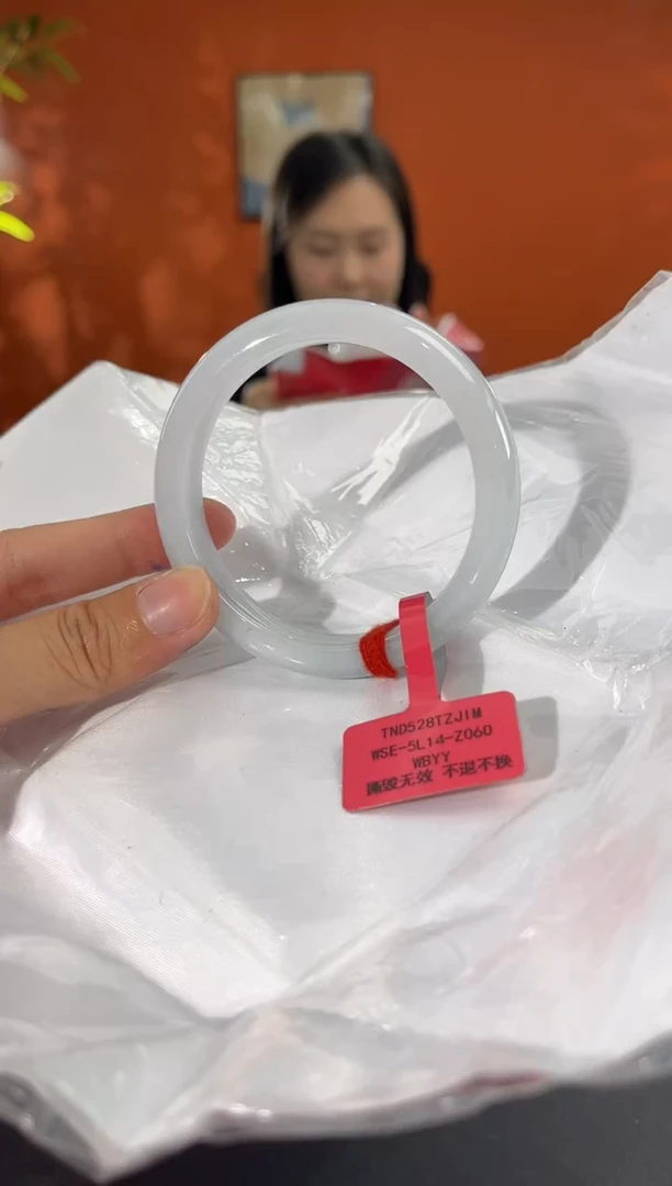 未镶嵌手镯翡翠6   55
