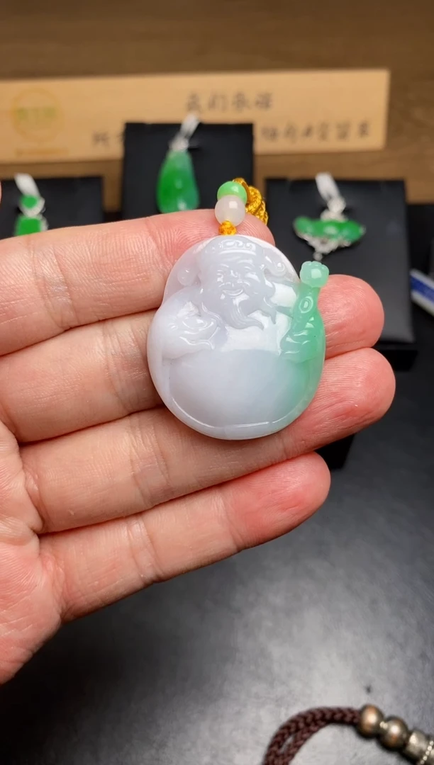 【闪购商品】翡翠颈饰未镶嵌翡翠