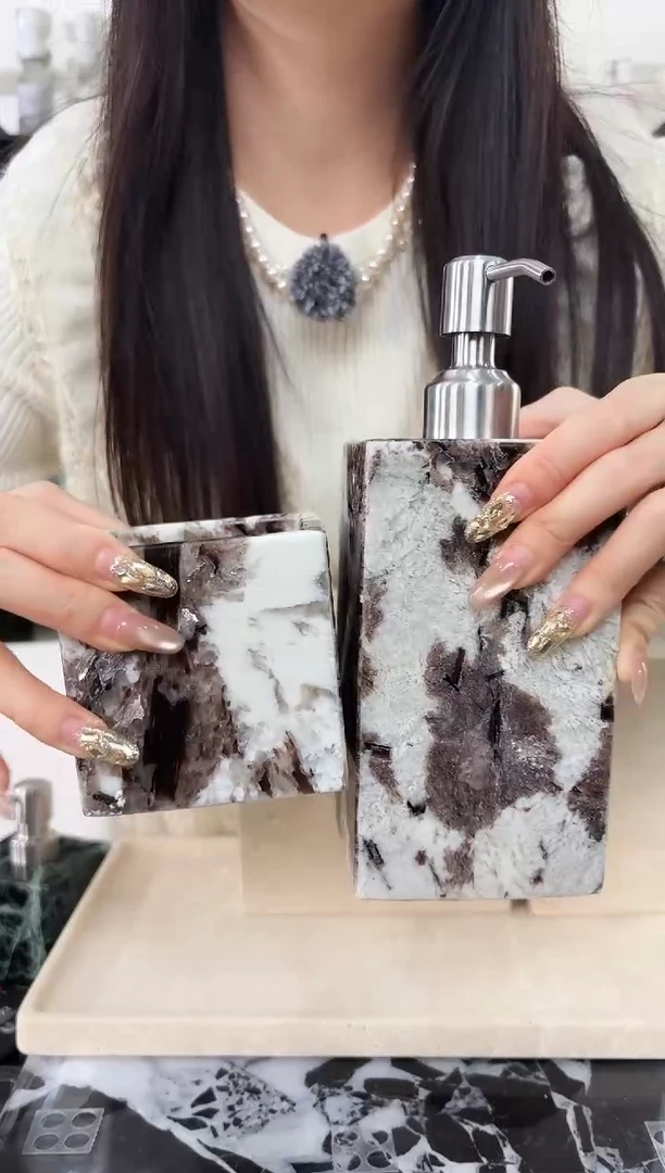 石材拉**了千山暮雪076+074