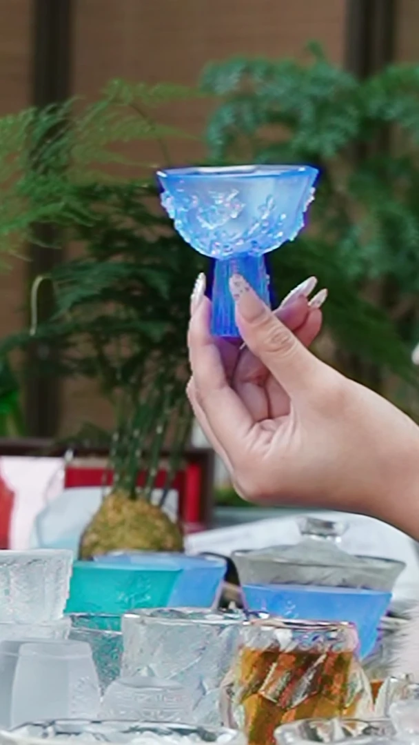 【闪购商品】茶盏古法琉璃蓝色梅花八方杯