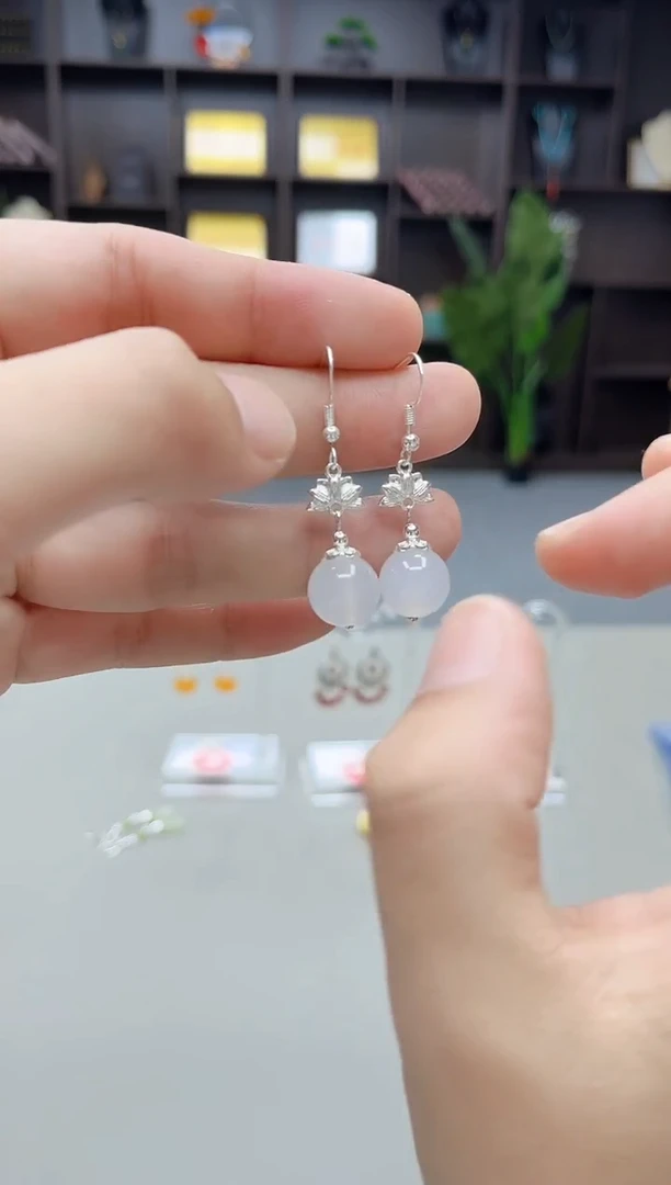 未镶嵌耳饰玛瑙/玉髓116000