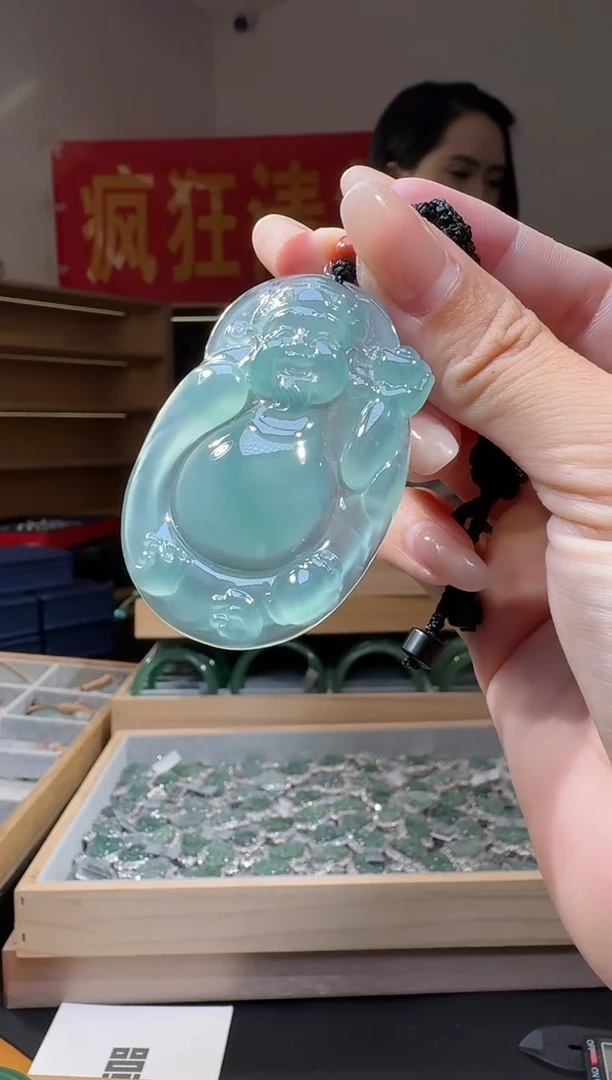 翡翠未镶嵌吊坠(不含链)纯天然A货翡翠财神（多样性发其一）