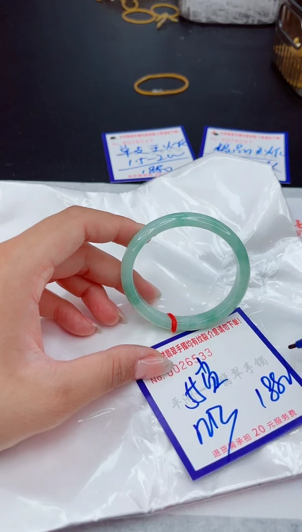 翡翠手镯未镶嵌11111111111