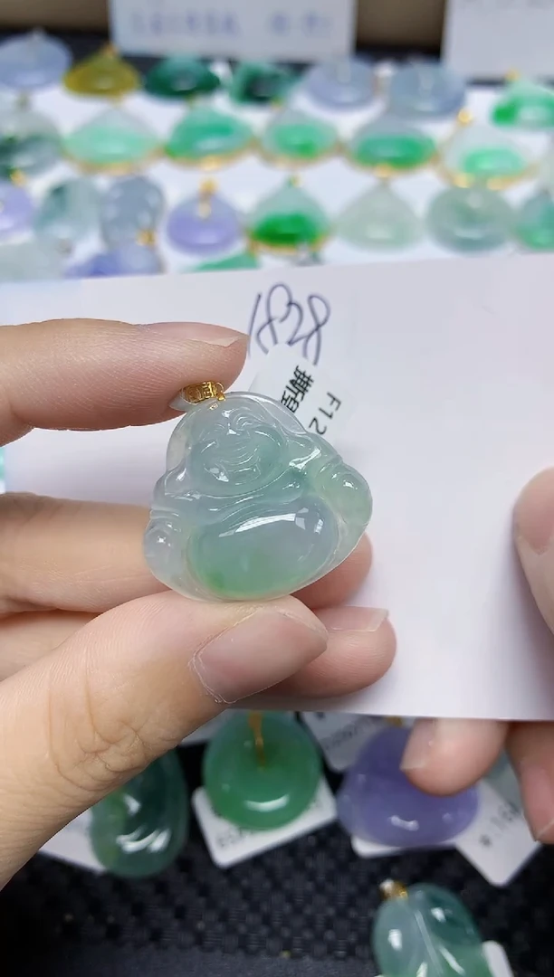 翡翠18K金镶嵌颈饰天然缅甸翡翠A货
