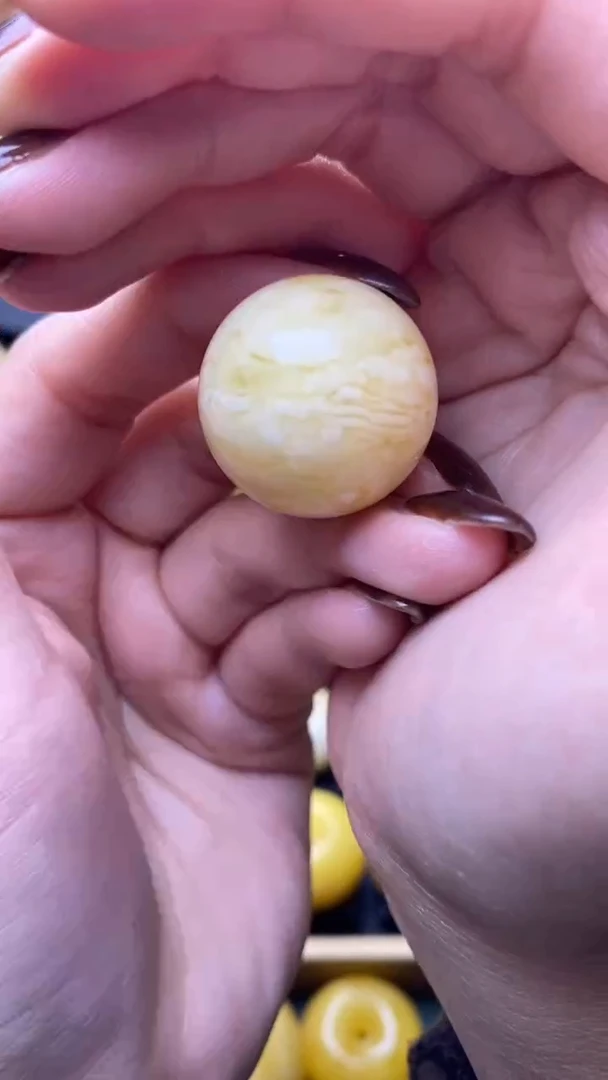 【闪购商品】琥珀裸石未镶嵌蜜蜡.17