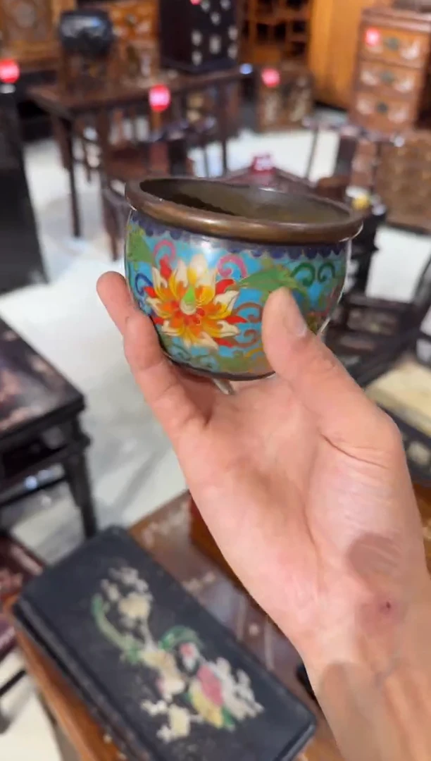 木木头款景泰蓝浅蓝缸168