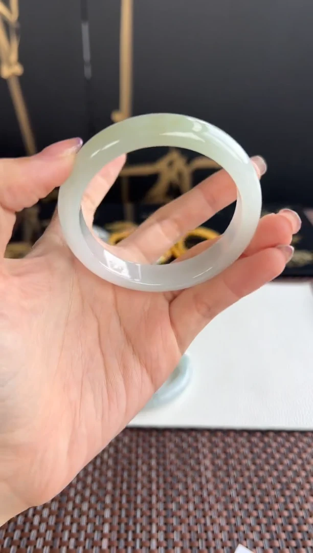 未镶嵌手镯翡翠18号54.7*11.6*7.6