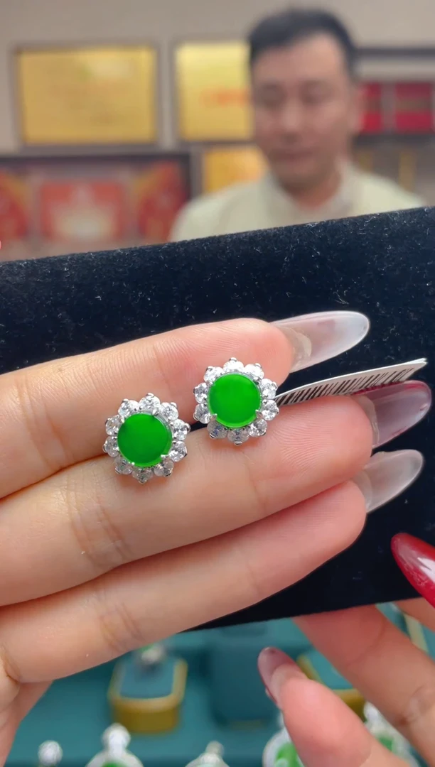 【闪购商品】翡翠耳饰银S925镶嵌2501090004