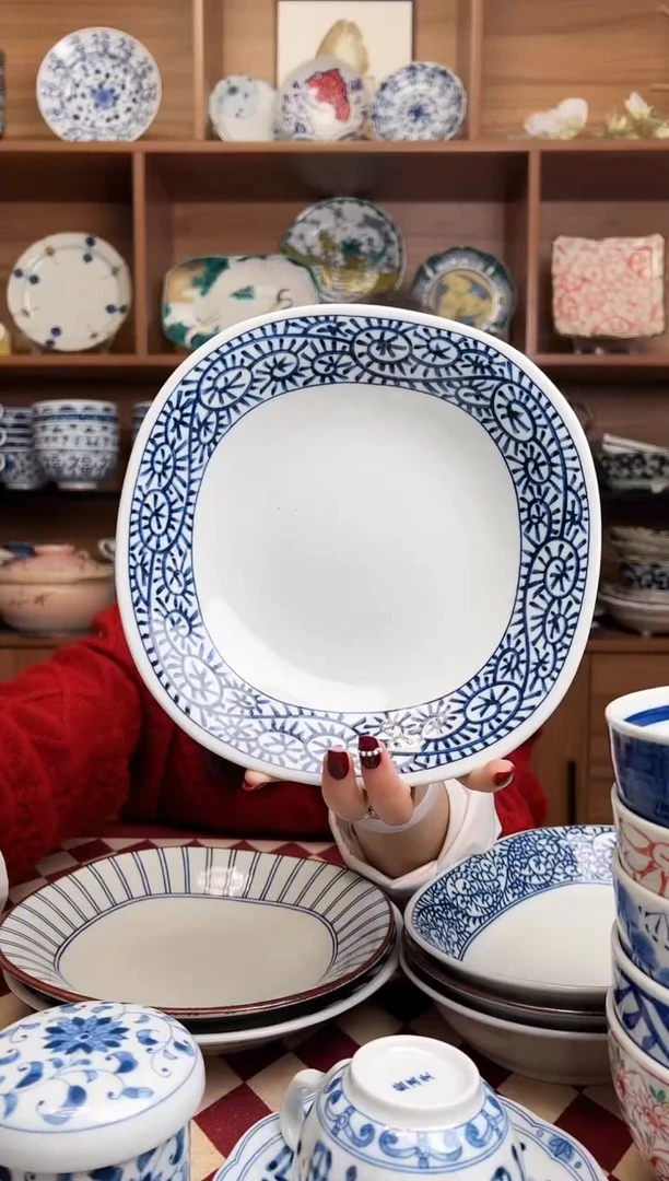 【闪购商品】瓷片蛸唐草紋 21cm多用盘