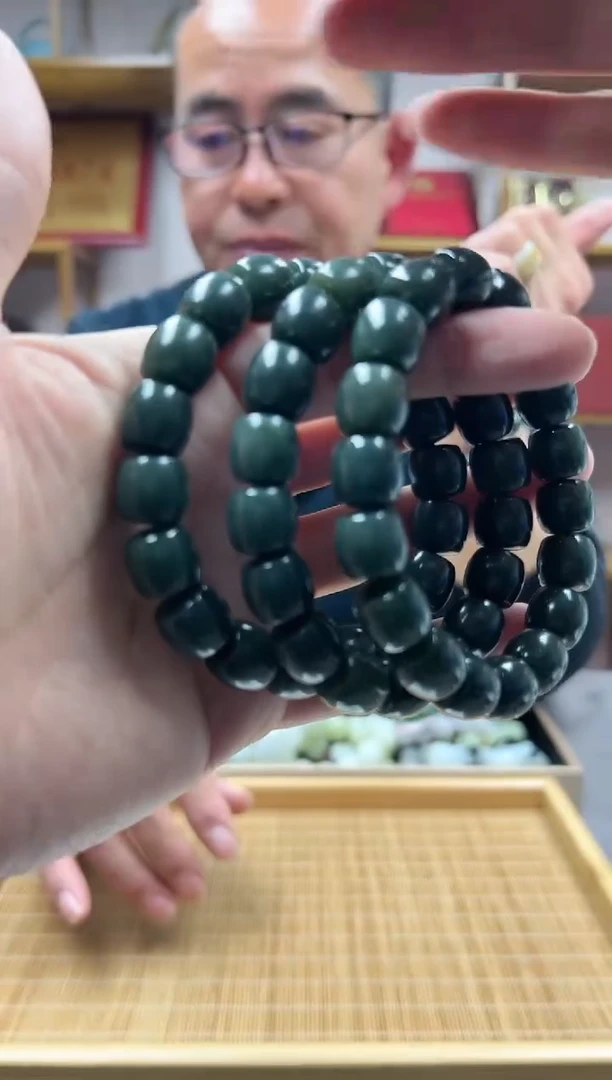 【闪购商品】和田玉手串未镶嵌12叶成瓷蓝多样性发货·拍一发一
