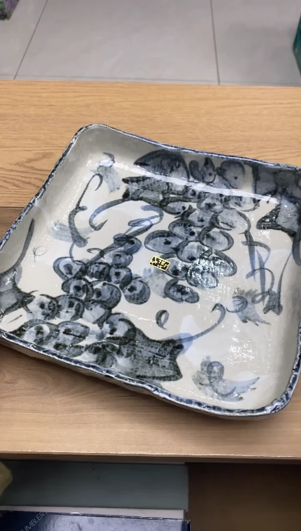 瓷片t****r隆莲瓷器欢迎大家