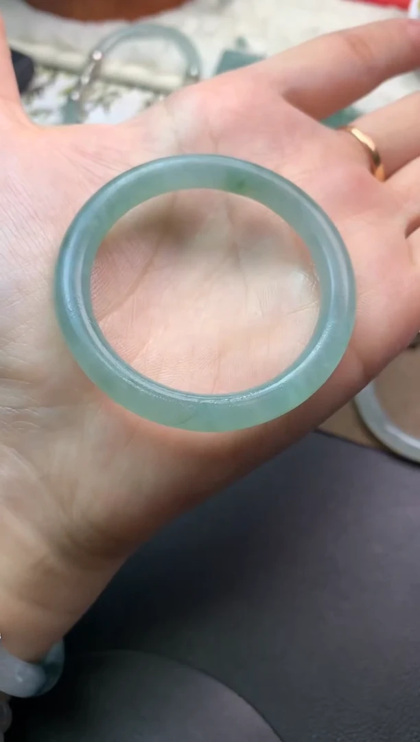 未镶嵌定制翡翠毛货