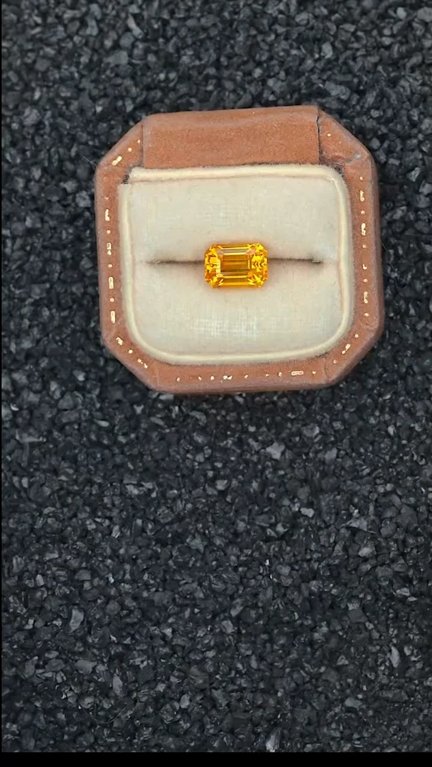 【闪购商品】蓝宝石裸石未镶嵌1.82克拉