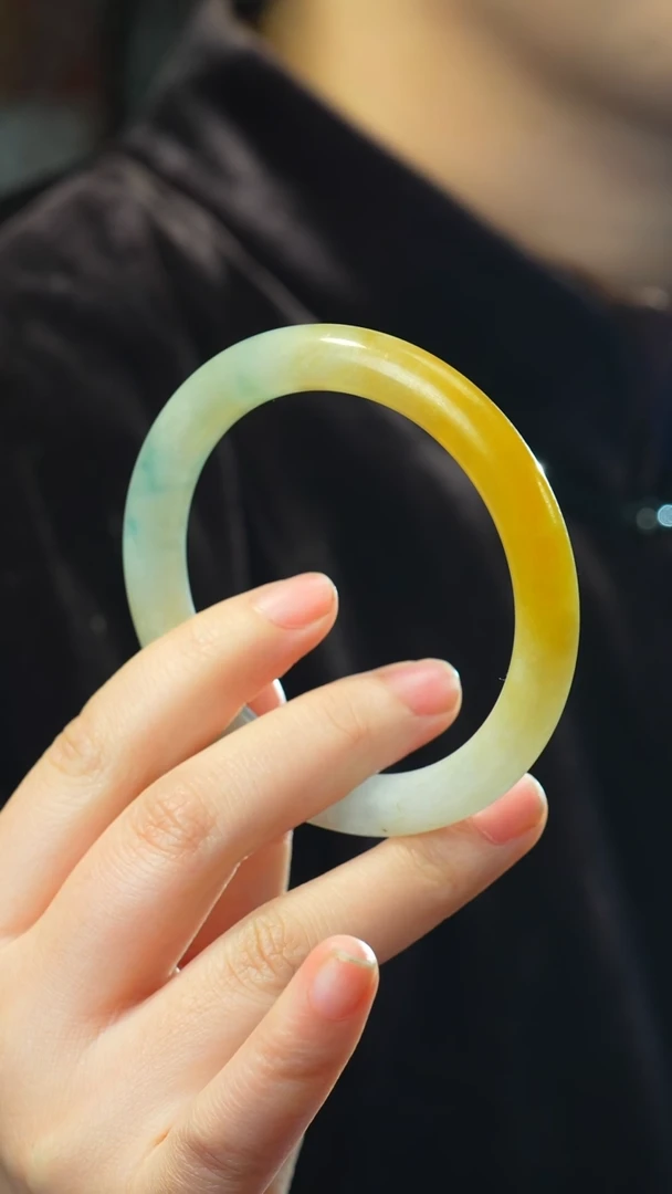 未镶嵌手镯翡翠华**逸冰黄翡翠手镯