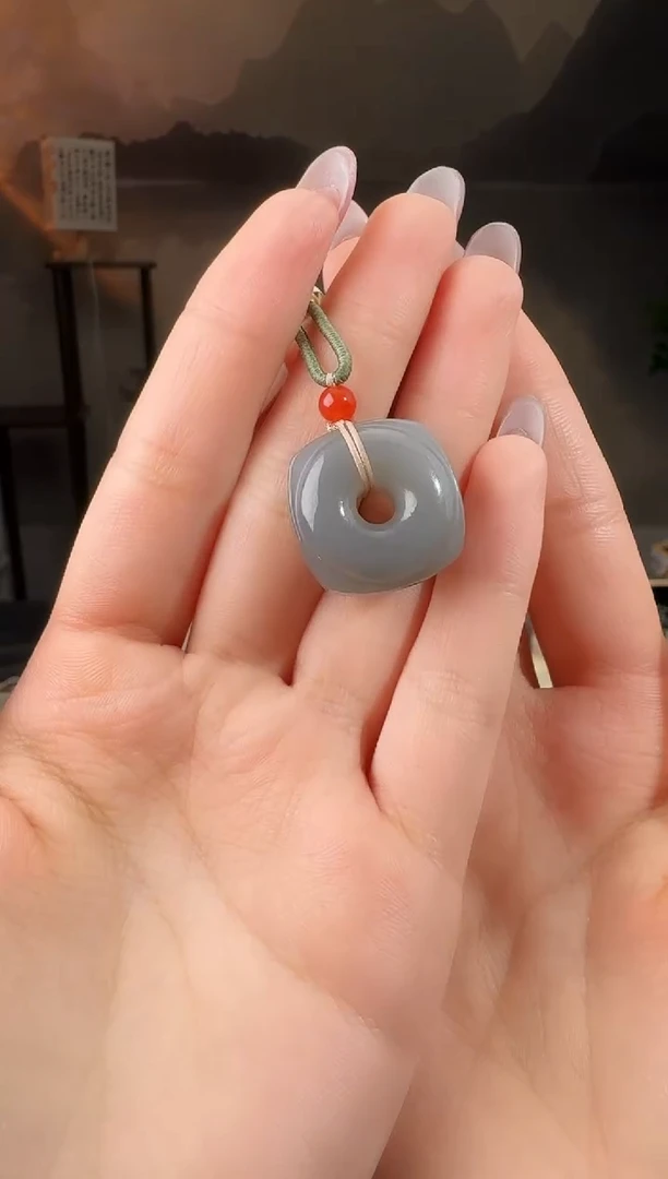 颈饰未镶嵌和田玉平安扣21.9/10.9