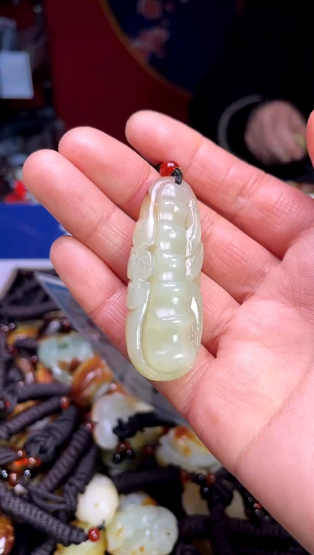 【闪购商品】和田玉颈饰未镶嵌1