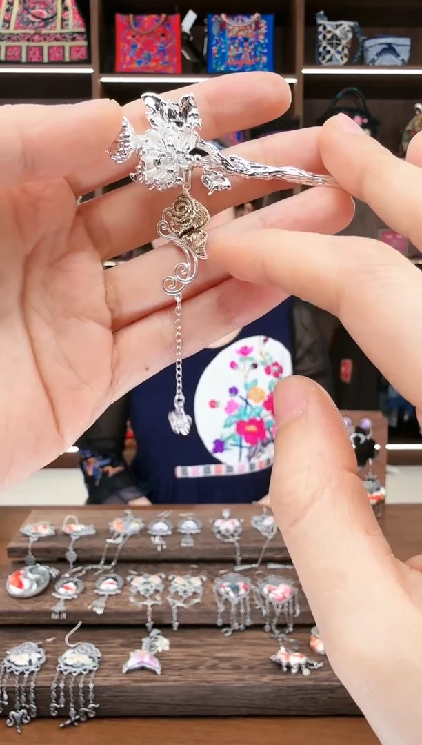 【闪购商品】织绣92蚩梦苗族古绣