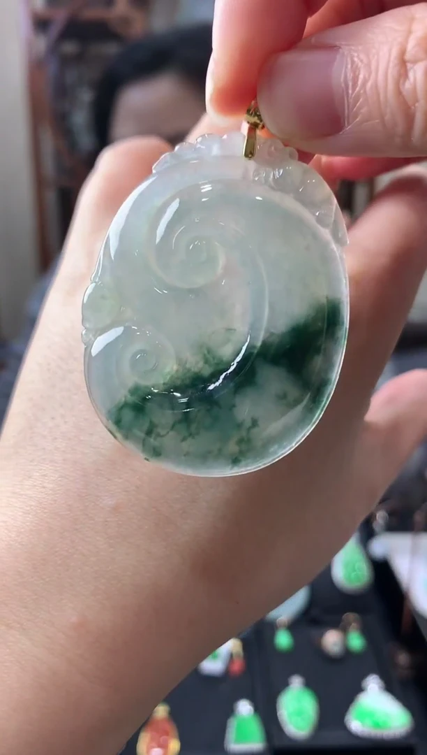 【闪购商品】翡翠吊坠(不含链)18K金镶嵌挂件