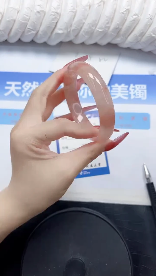 石英质玉手镯未镶嵌130-56