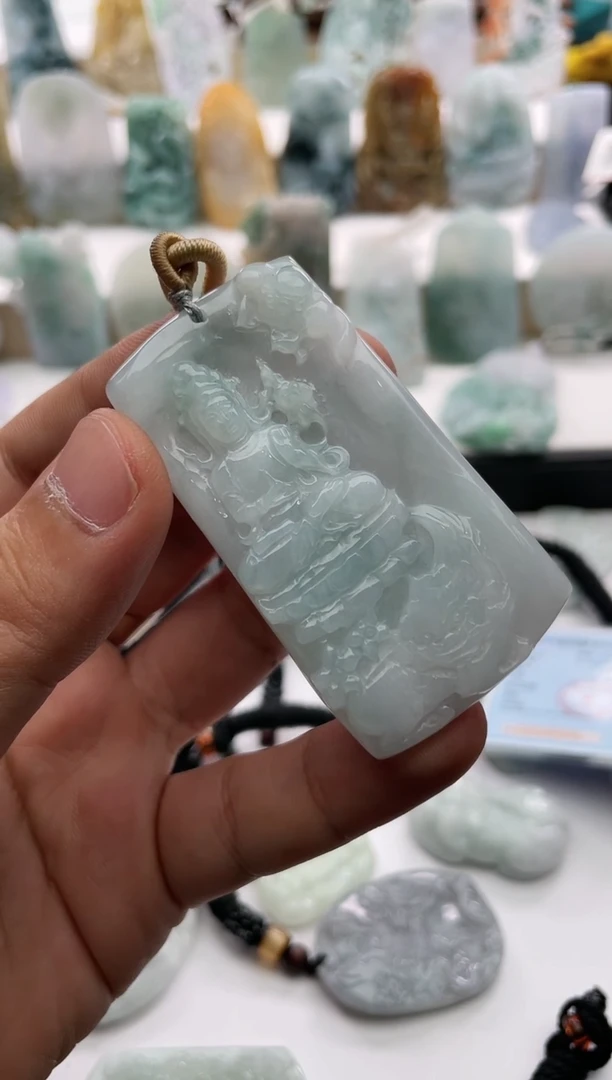 【闪购商品】翡翠颈饰未镶嵌..../1/15/177