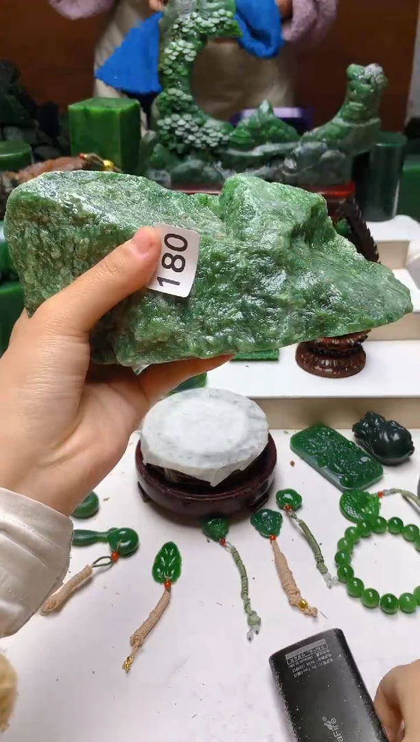 未镶嵌和田玉珠宝半成品1