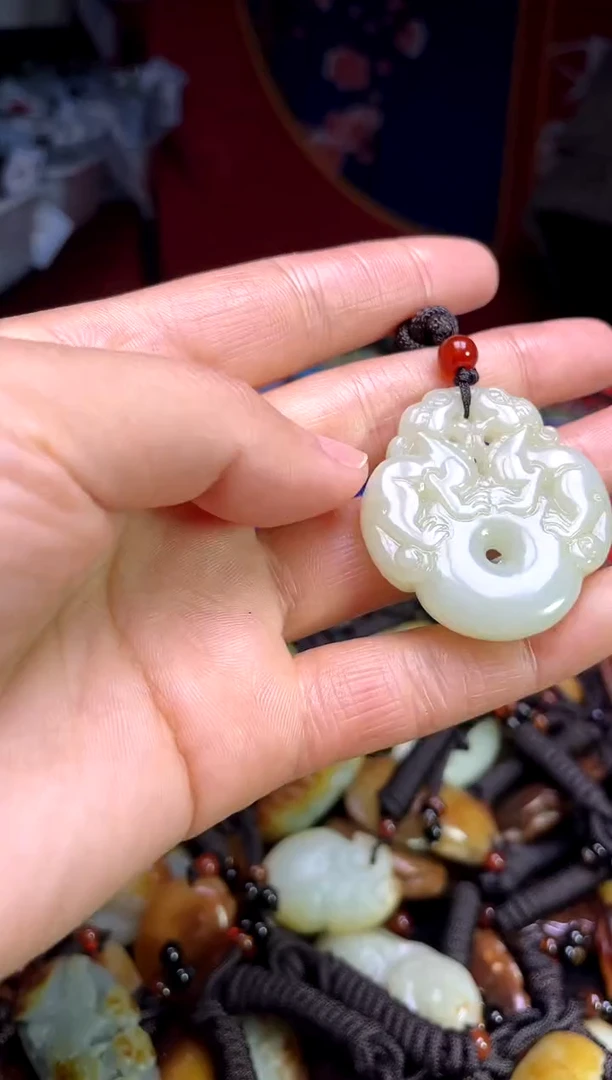 【闪购商品】和田玉颈饰未镶嵌213