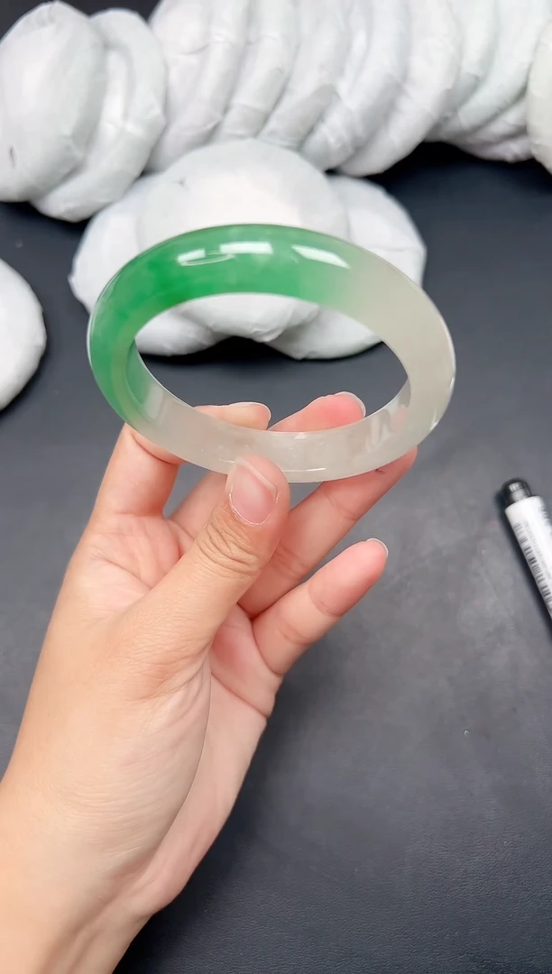 精品手镯，一物一拍P031