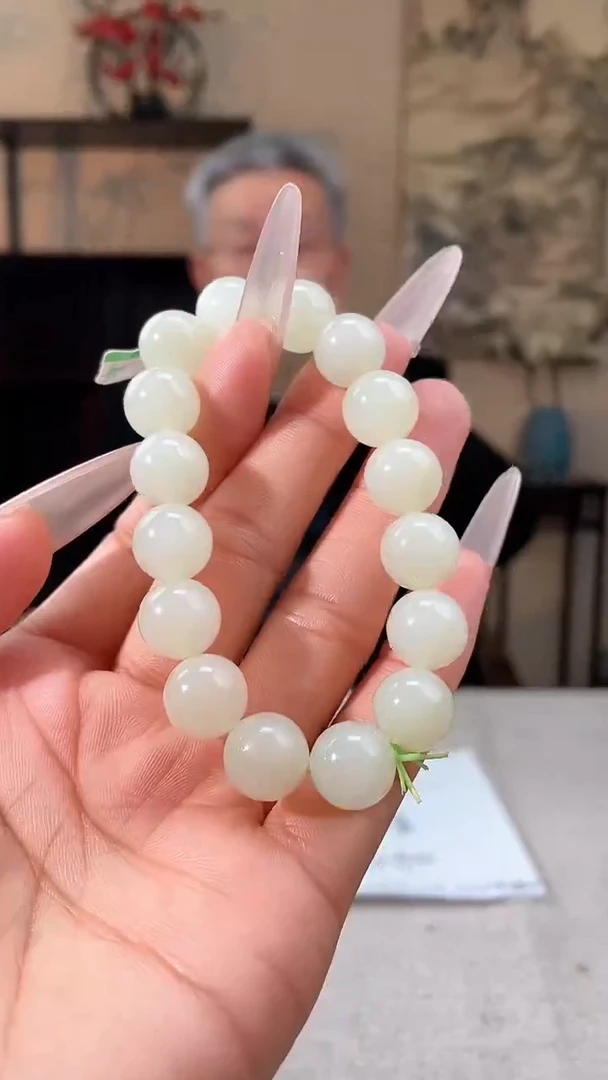 【闪购商品】定制和田玉多样性发货拍一发一