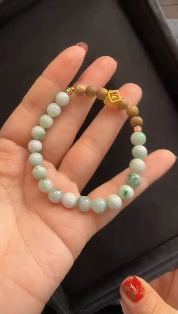 【闪购商品】翡翠手串未镶嵌126玉珠一条