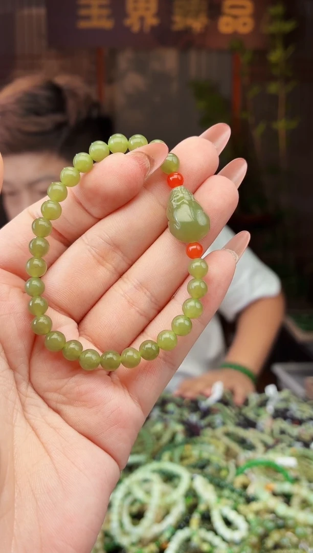 和田玉未镶嵌颈饰拍一发一