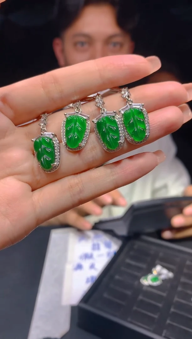 【闪购商品】定制翡翠未镶嵌81多样性发货（发其一）