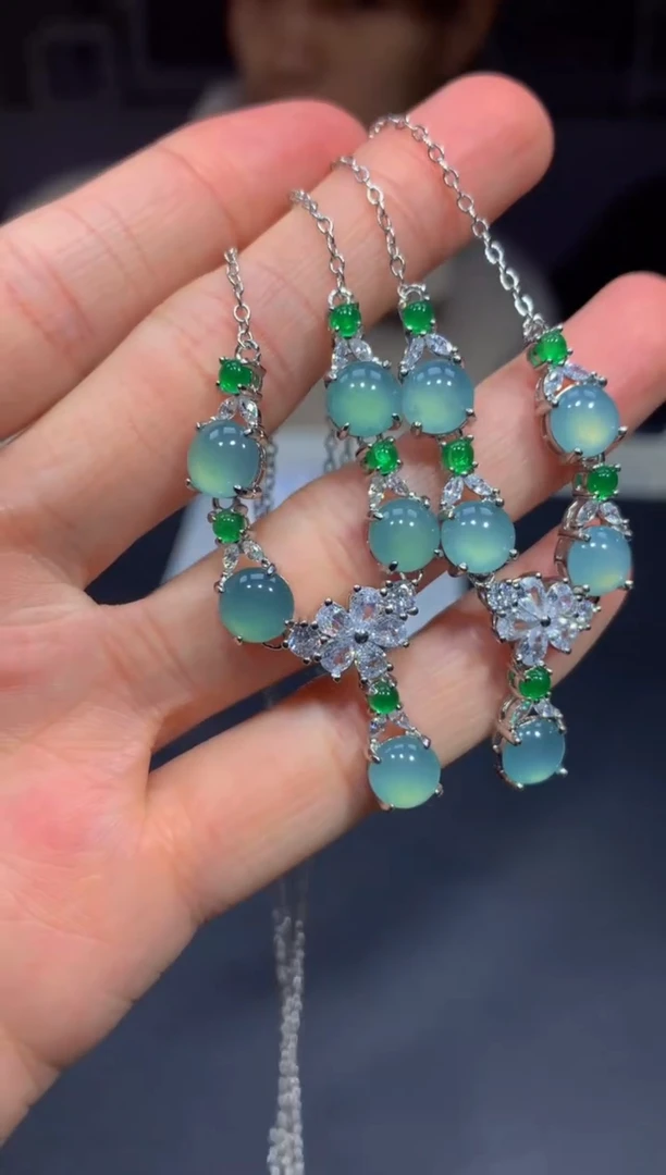 【闪购商品】定制翡翠未镶嵌8多样性发货(发其一）