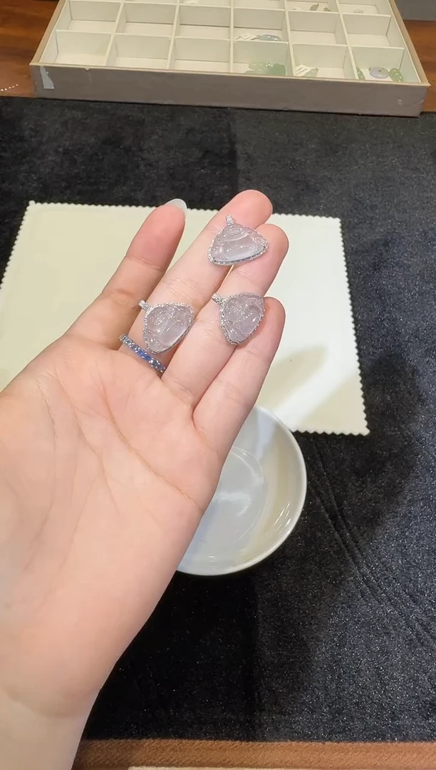 翡翠18K金镶嵌颈饰X0607-512-529多样性一件