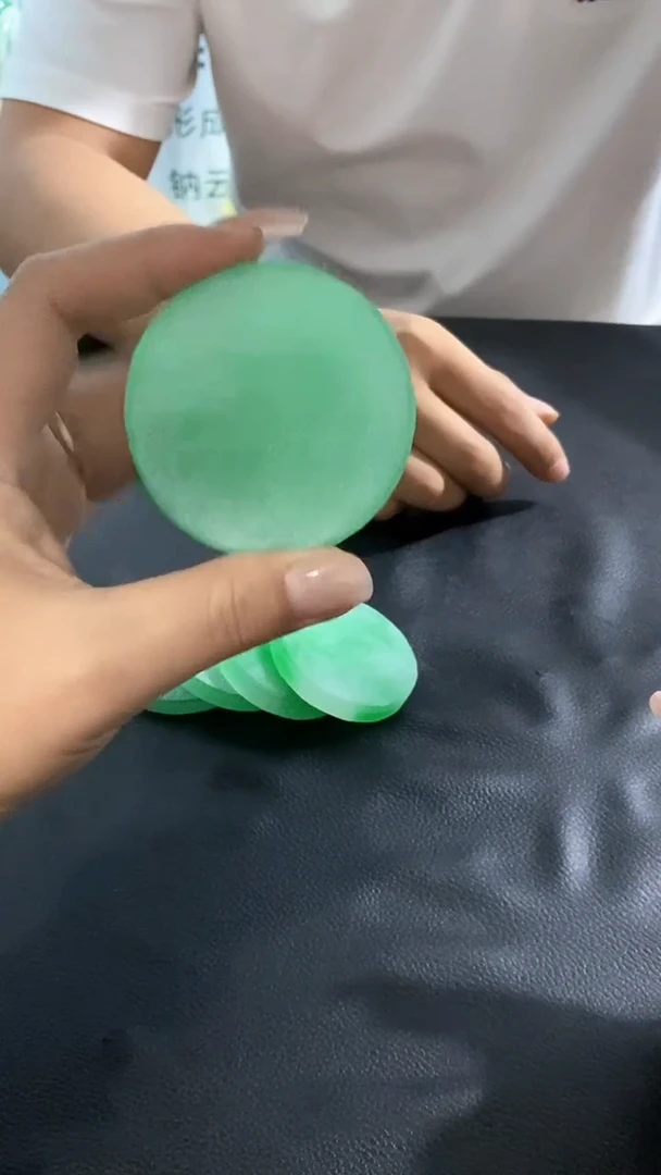玉冰花色牌子毛胚