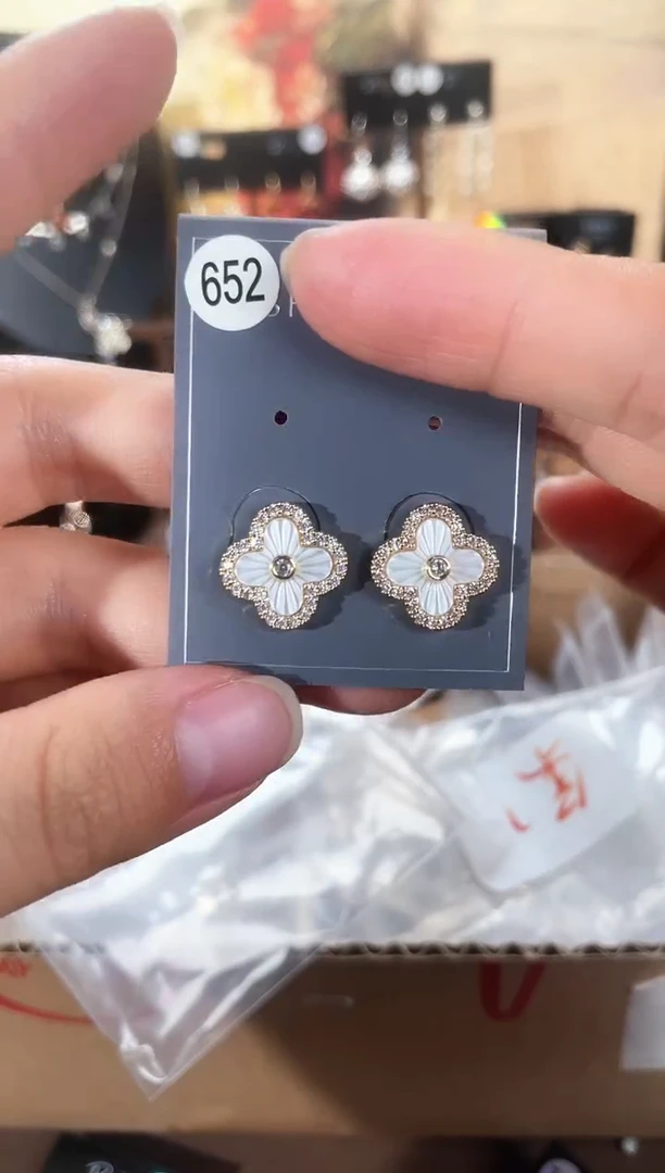 合金925银锆石萱652