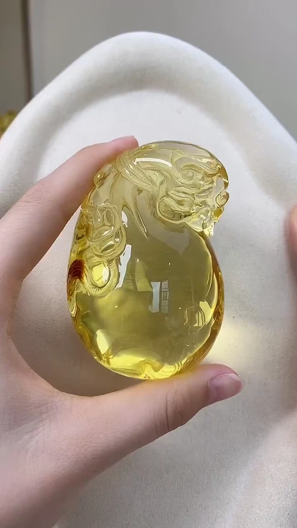 琥珀颈饰未镶嵌吊坠