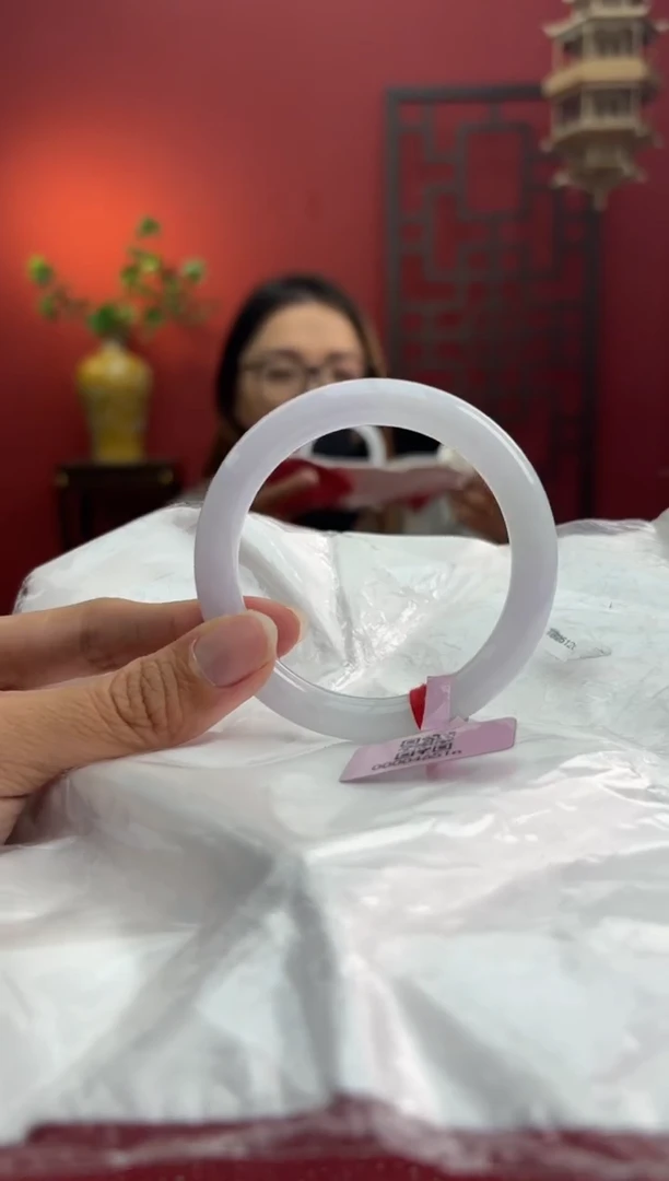 未镶嵌手镯（圆镯）翡翠翡翠手镯3